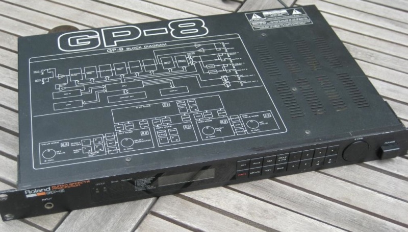 File:Roland-GP-8.jpg