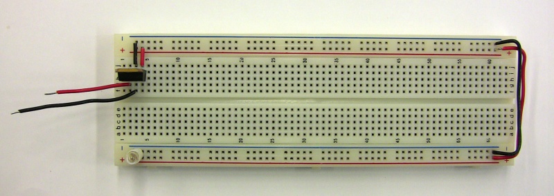 File:7805 on whole breadboard.jpg